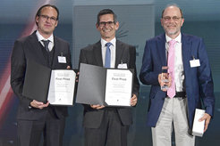 1st prize in the Berthold Leibinger Innovationspreis 2023 for Henning Vahlbruch, Benno Willke, and Hartmut Grote (from left to right).