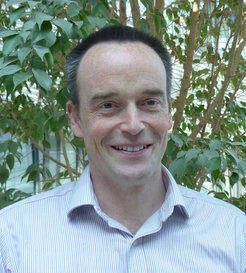 Dr. Jonathan Gair