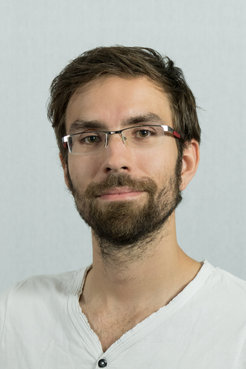 Dr. Tim Dietrich